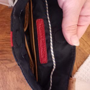 Tommy Hilfiger crossbows purse